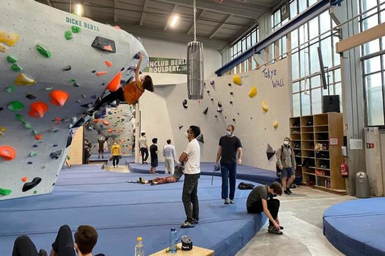 Bild 1 von Berta Block Boulderhalle Berlin Partnergalerie