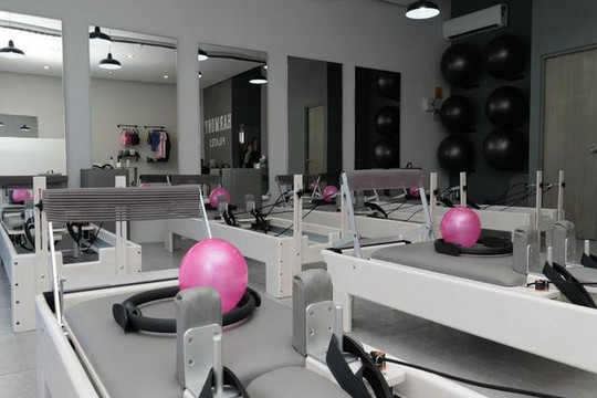 Imagen 1 de la galería del partner Harmony Pilates Reformer Cumbres