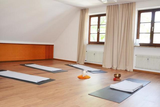 Bild 3 von Yogaschule München Partnergalerie