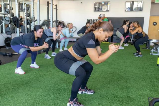 Image 3 from FINTALLY partner gallery