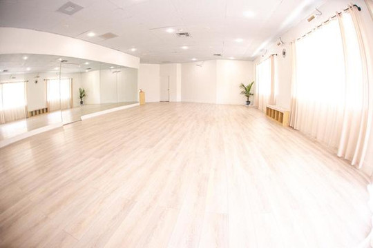Image 3 from Power Yoga Palm Springs partner gallery
