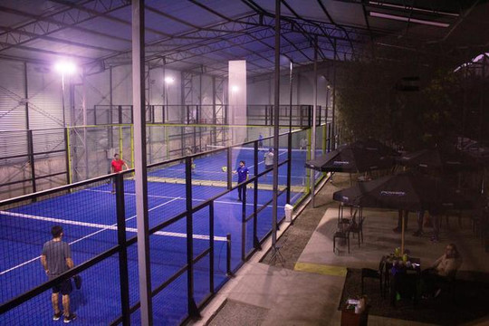 Imagen 1 de la galería del partner River Padel Valdivia