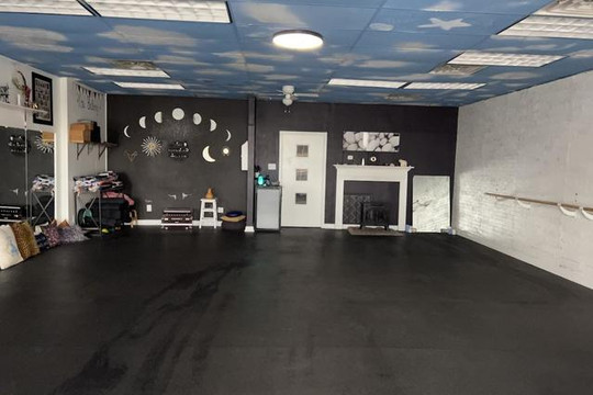 Image 1 from Stardust Yoga partner gallery