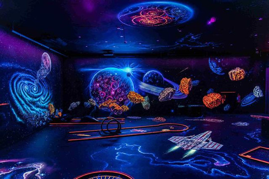 Bild 3 von GlowingRooms Dresden 3D Schwarzlicht Minigolf Partnergalerie