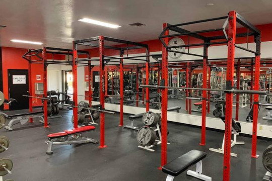 Image 1 from Desert Sports & Fitness Northeast partner gallery