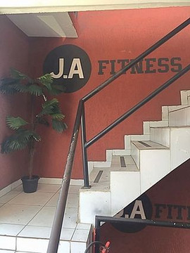 Imagem 3 da galeria do parceiro J.A Fitness Academia