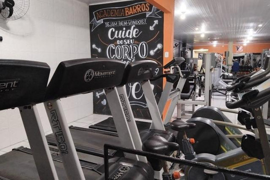 Imagem 2 da galeria do parceiro Academia Barros Taekwondo - Musculação
