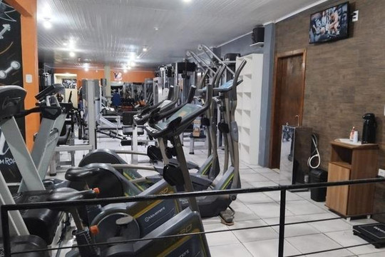 Imagem 3 da galeria do parceiro Academia Barros Taekwondo - Musculação