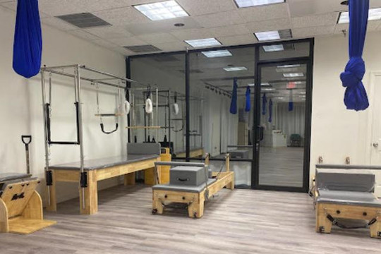 Image 2 from Amour Yoga&Pilates partner gallery