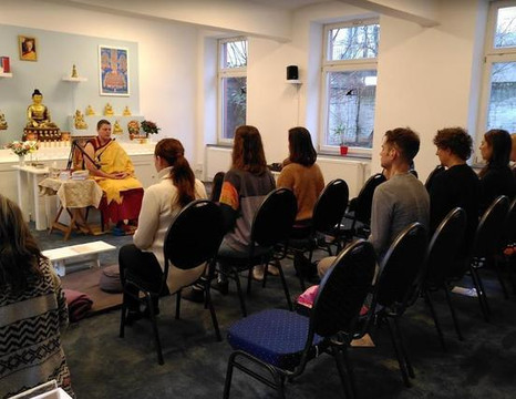 Bild 1 von Kadampa Meditationszentrum Frankfurt Partnergalerie