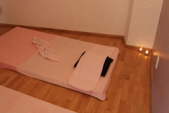 Bild 3 von Lotus Blüte Neuhausen Partnergalerie
