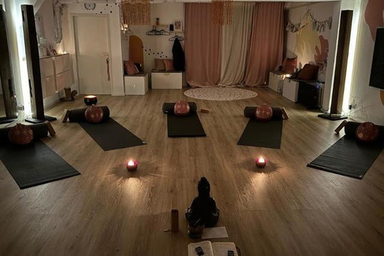 Bild 1 von Yoga Lounge Hamburg Partnergalerie