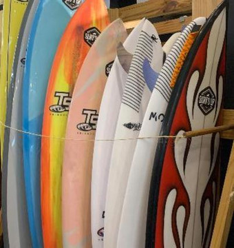 Imagem 2 da galeria do parceiro Surf Up Club - Restaurante Barco Ilhas