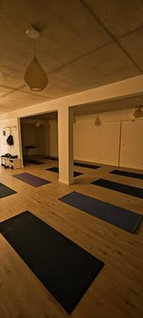 Imagen 2 de la galería del partner Yoga por Jorge Frione Sede Av. Libertador