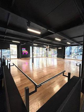 Imagen 1 de la galería del partner Bliss on Wheels Roller Dance Studio