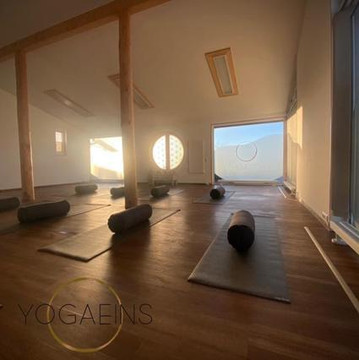 Bild 1 von YOGAEINS Partnergalerie