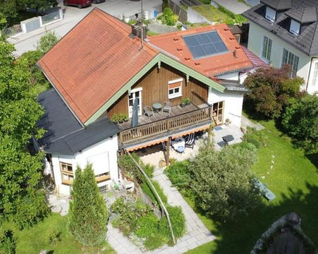 Bild 1 von Yoga in jedem Alter - Yogaschule Michaela Friedl Partnergalerie