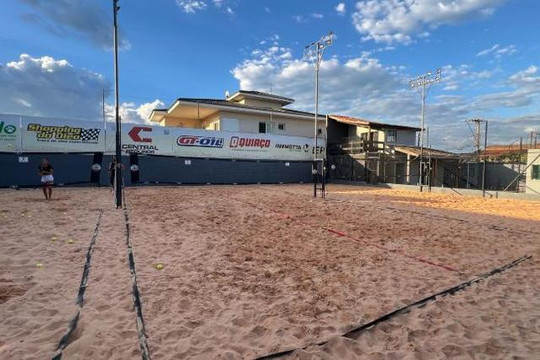 Imagem 1 da galeria do parceiro L’Arena Beach Club