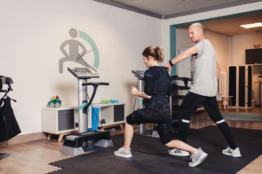 Bild 2 von Personal EMS Training Warburg Partnergalerie