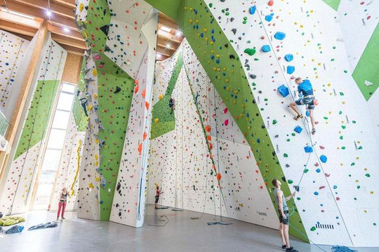 Bild 1 von DAV Kletter- und Boulderzentrum Gießen Partnergalerie