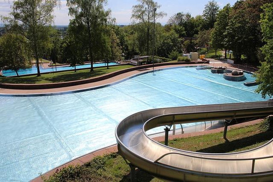 Bild 3 von Terrassenbad Lahr Partnergalerie