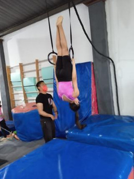Imagen 1 de la galería del partner Gimnasia Artística Kovaci
