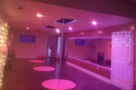 Image 3 from PoleVocative Ambition partner gallery