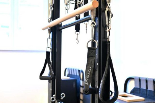 Bild 1 von Pilatesraum Berlin Schmargendorf Partnergalerie