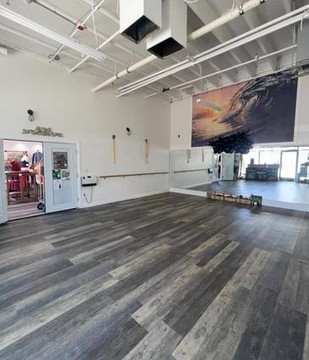 Image 2 from Yoga Barre Hawaii partner gallery
