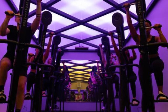 Image 1 from Roam Studio partner gallery