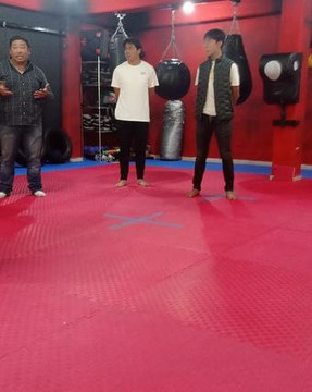 Imagen 3 de la galería del partner suuh thai muay thai tradicional defensa personal tailandés