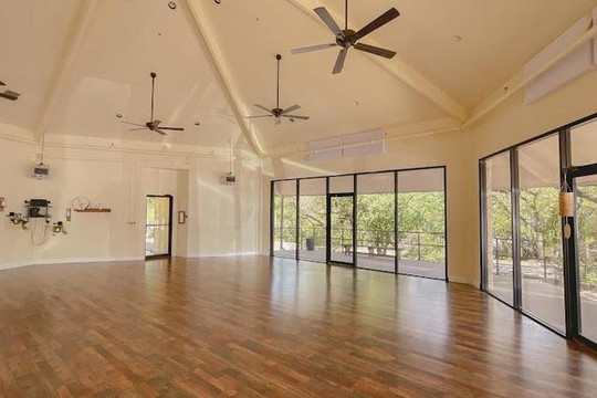 Image 1 from Yoga Vida partner gallery