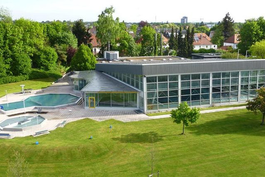Bild 1 von Gartenhallenbad Stadtbergen Partnergalerie