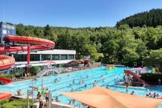 Bild 1 von N-FLOW Freizeitbad und Saunawelt Partnergalerie