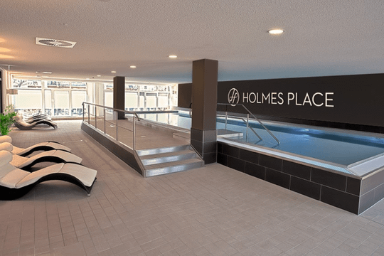Bild 1 von Holmes Place Berlin Bismarckstraße Partnergalerie