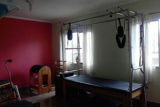 Imagem 1 da galeria do parceiro Juliana Silverio Studio de Pilates e Treinamento Funcional