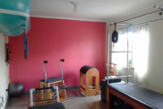 Imagem 3 da galeria do parceiro Juliana Silverio Studio de Pilates e Treinamento Funcional