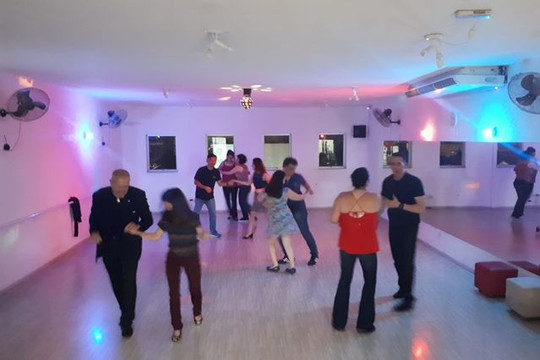 Imagem 1 da galeria do parceiro Dança & Expressão