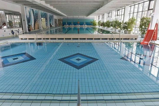 Bild 1 von Schwimmhalle Anton-Saefkow-Platz Partnergalerie
