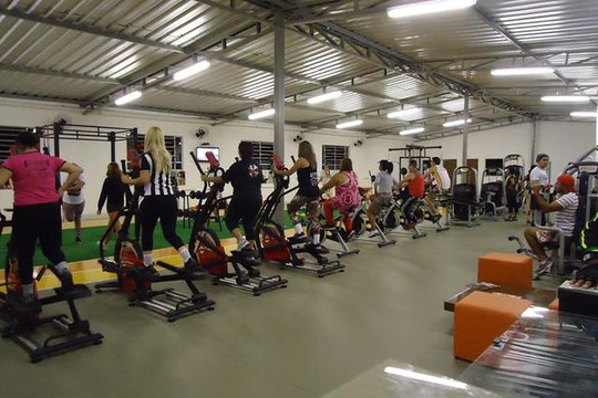 Imagem 3 da galeria do parceiro Academia MR Fitness