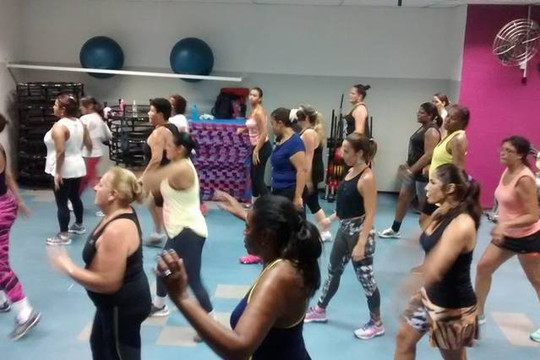 Imagem 1 da galeria do parceiro Espaço Zumba Carolina Barbosa