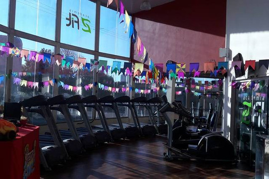 Imagem 1 da galeria do parceiro Academia Z Fit