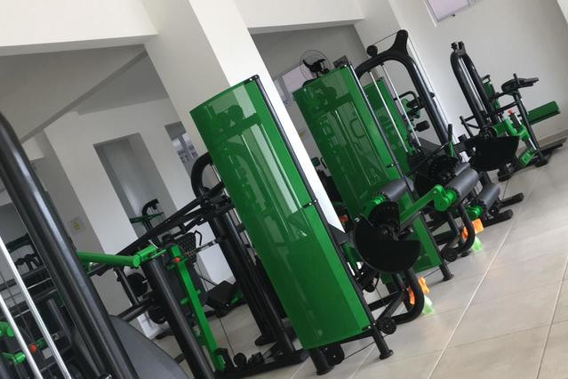 FITNESS ACADEMIA