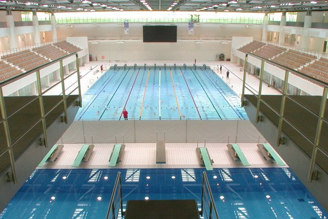 Schwimm- und Sprunghalle im Europasportpark SSE