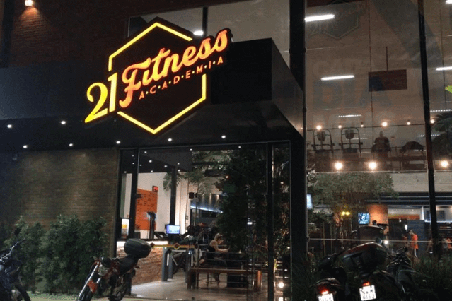 Academia 21 Fitness