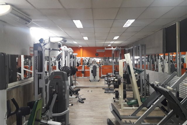 Academia Fitness Life