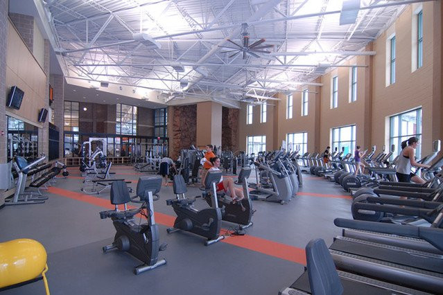 Wartburg-Waverly Sports and Wellness Center