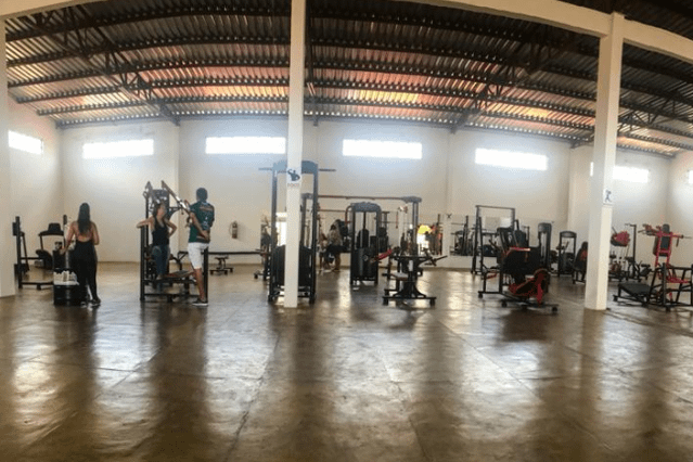 Academia Personal Fit