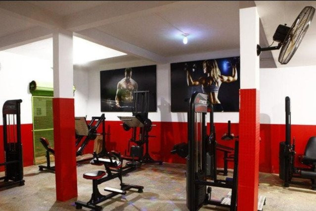 Academia Top Fitness