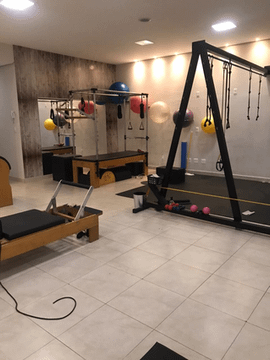 Imagem 3 da galeria do parceiro Studio Equilíbrium Pilates e Fisioterapia